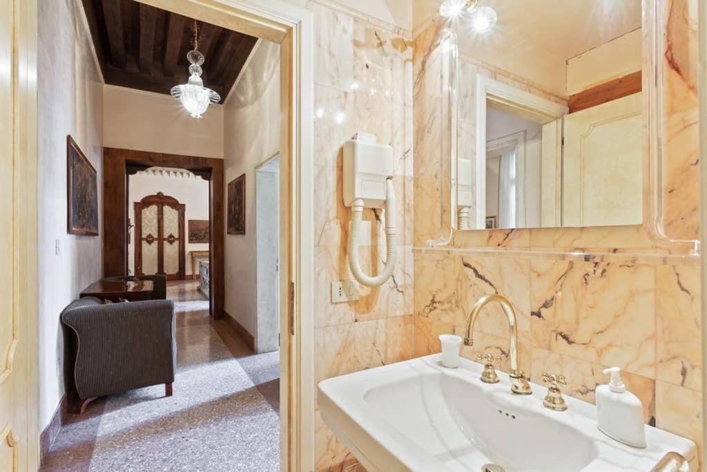 Doge Palace Luxury Apartment - Cannaregio Venezia Eksteriør bilde